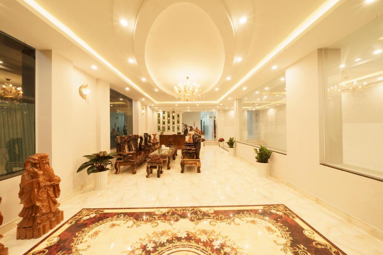 Roha Hotel Dalat Exteriör bild